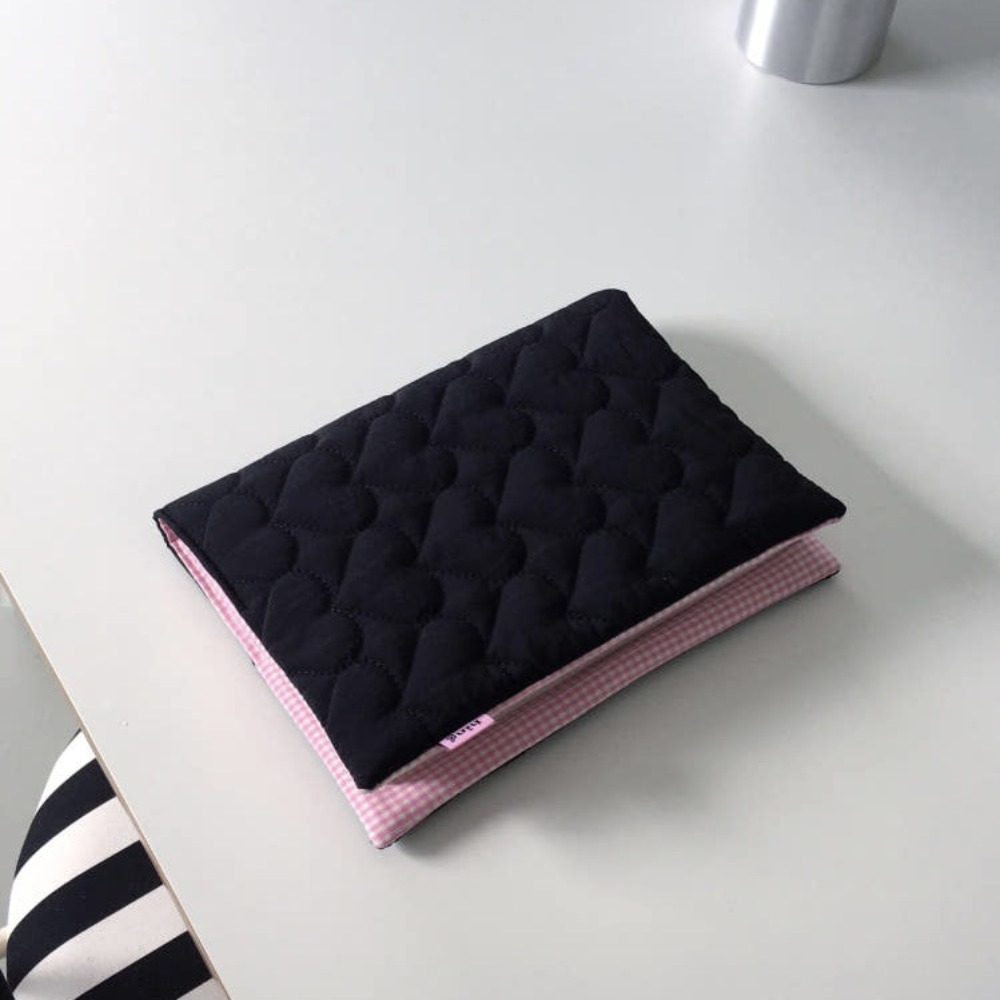 Notebook Dotted A5 - Koszulka na książkę A5 z pikowanej